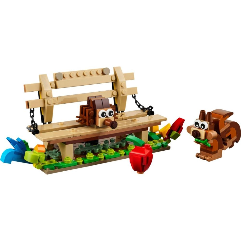 LEGO® Creator - Къщичка за птици (31143 )