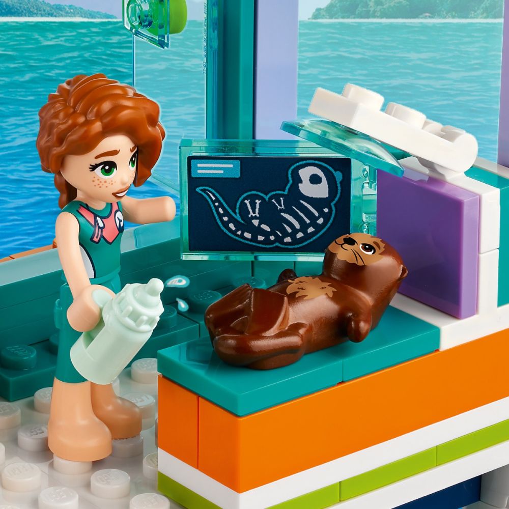 LEGO® Friends - Морски спасителен център (41736)