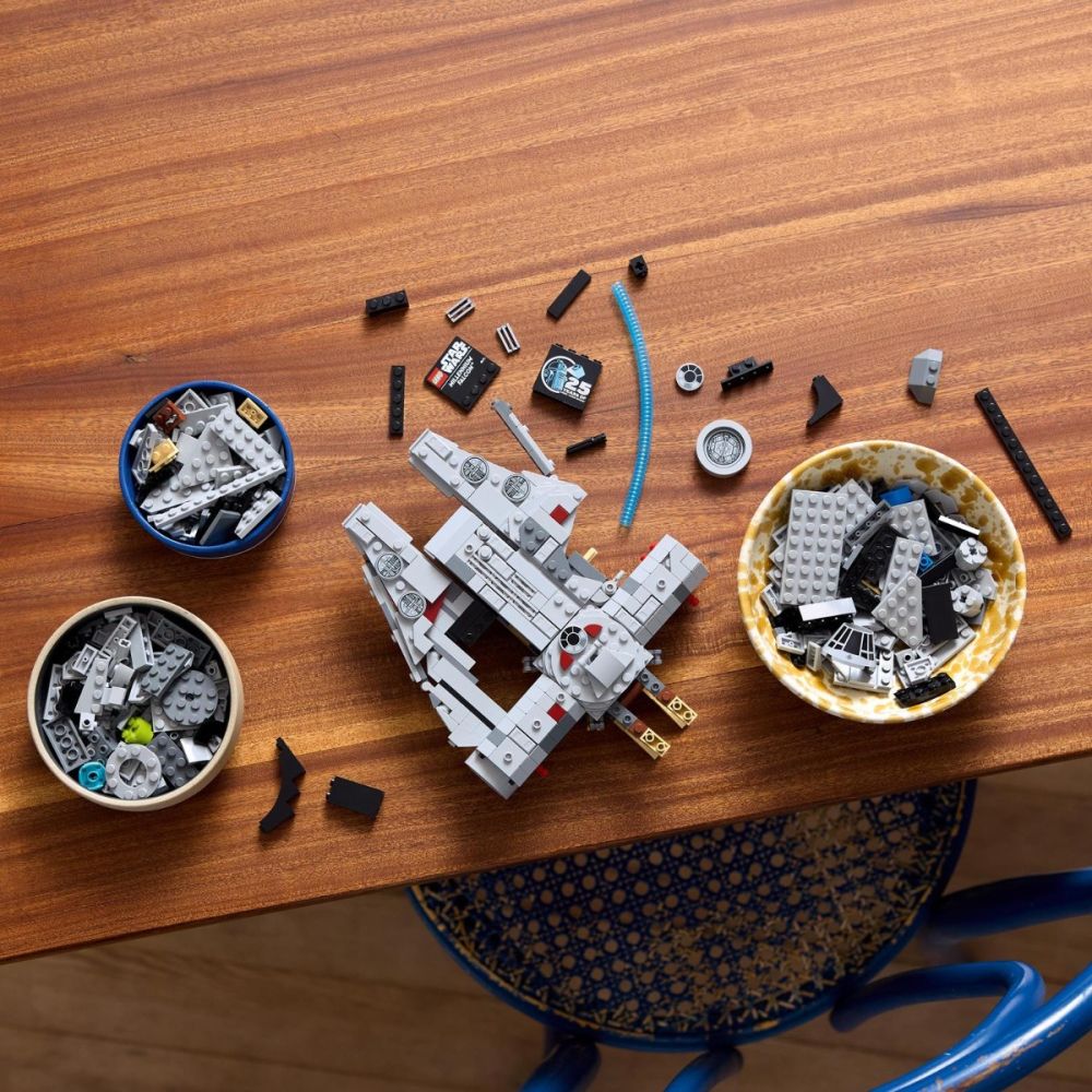LEGO® Star Wars - Хилядолетният сокол (75375)