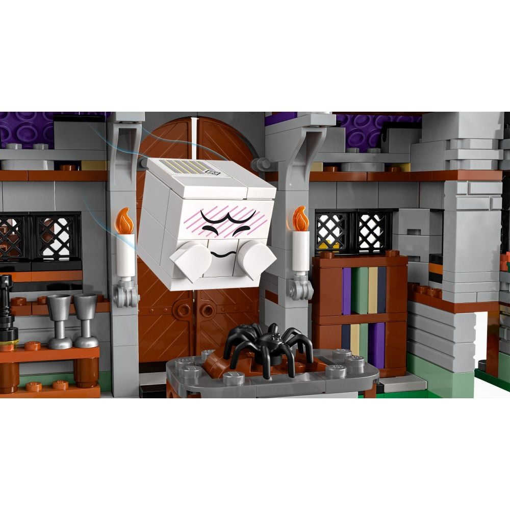 LEGO® Super Mario - Обитаваното от духове имение на King Boo (71436)