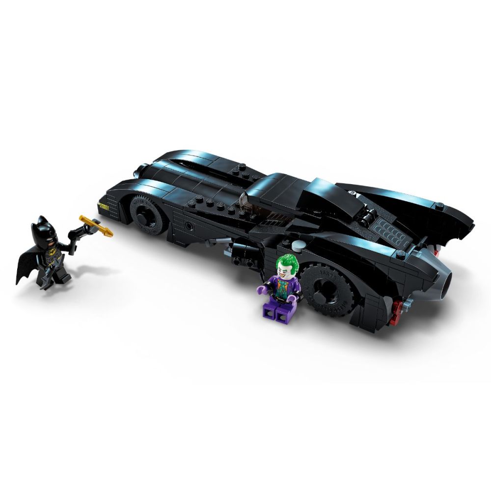 LEGO® Super Heroes - Батмобил: Батман срещу Жокера – преследване (76224)