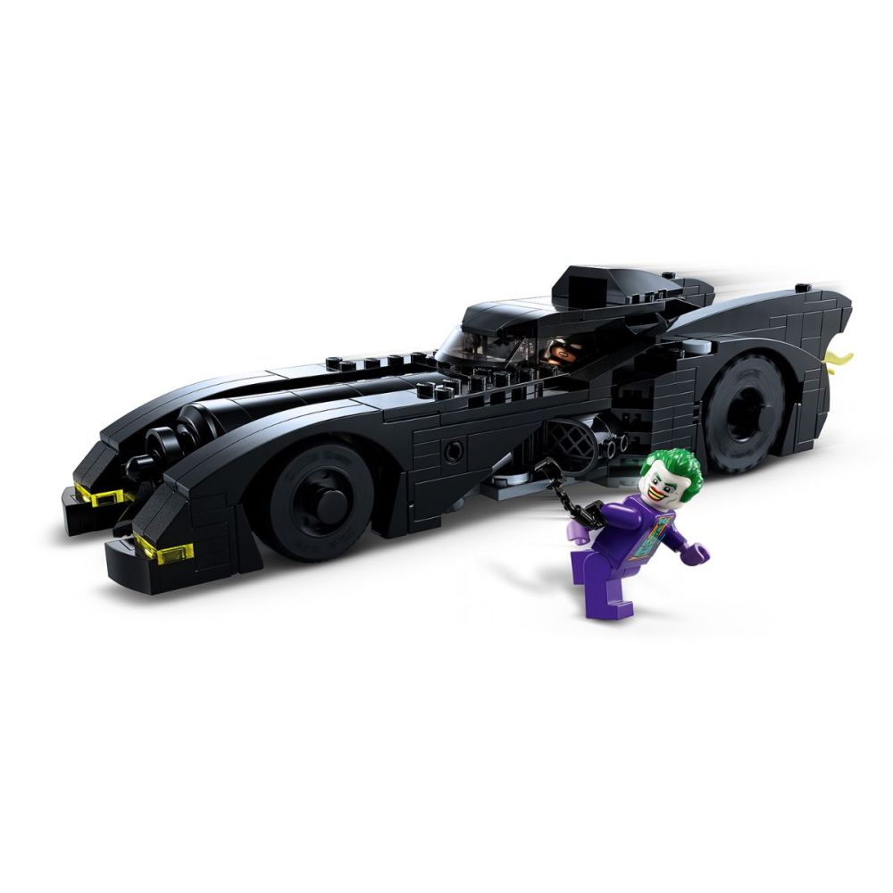 LEGO® Super Heroes - Батмобил: Батман срещу Жокера – преследване (76224)