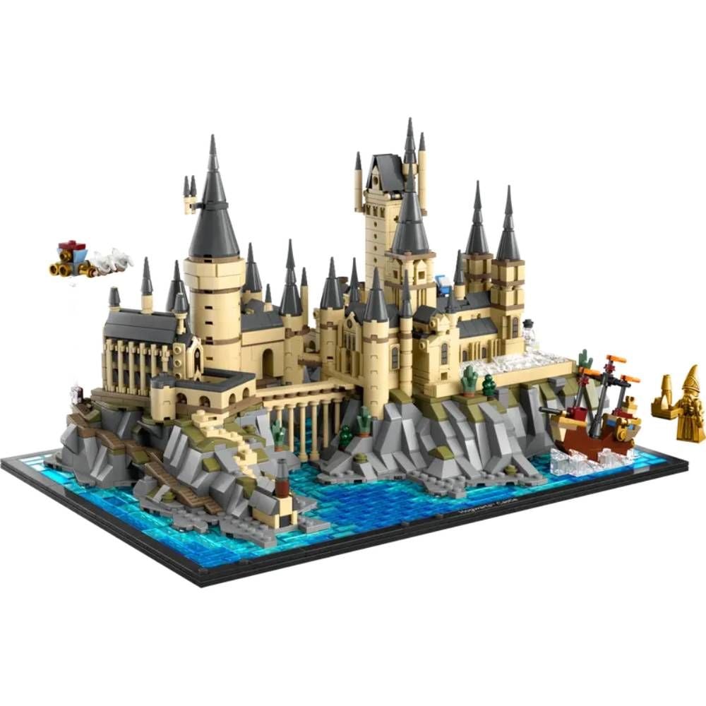 LEGO® Harry Potter - Замъкът Хогуортс и земите наоколо (76419)