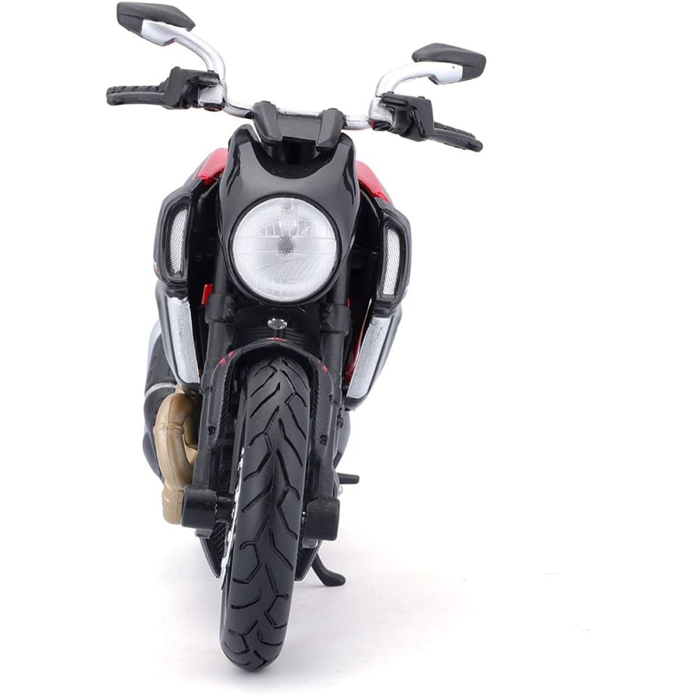 Мотоциклет Maisto, Ducati Diavel Carbon, 1:12