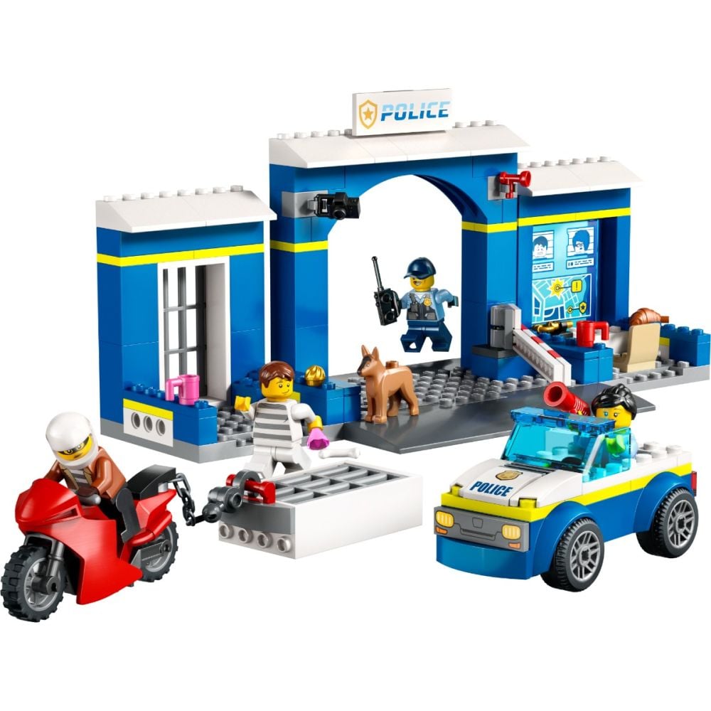 LEGO® City - Преследване с полицейски участък (60370)