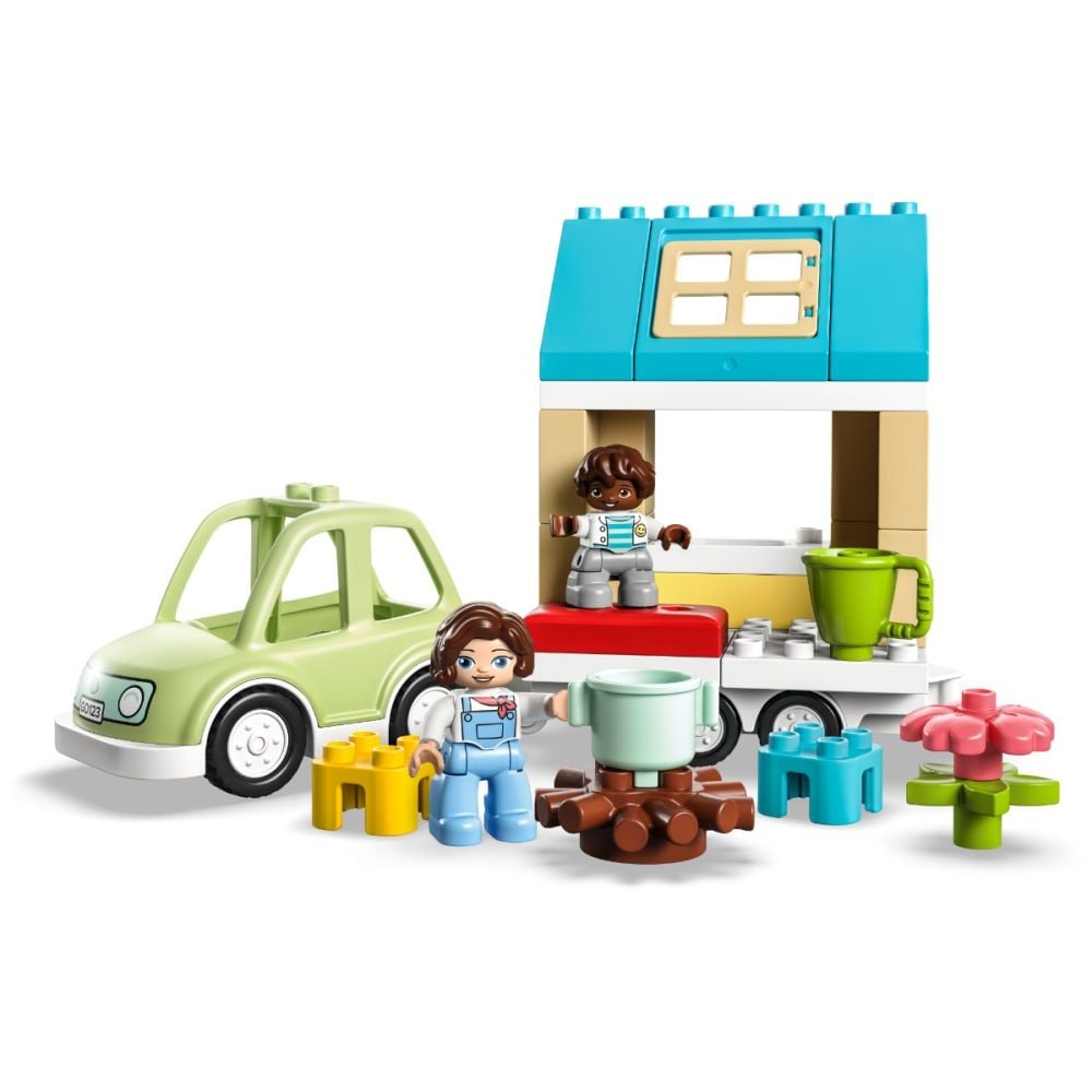 LEGO® DUPLO® Town - Семейна къща на колела (10986)