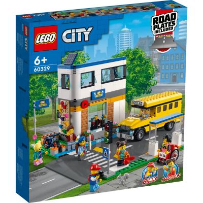 5702017161594 LEGO® City - Zi de scoala (60329)