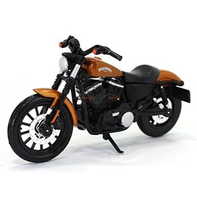 MAIS-34360_2018_006 5949033907953 Мотоциклет Maisto Harley-Davidson, 1:18-Модел 2014 Sportster Iron 883