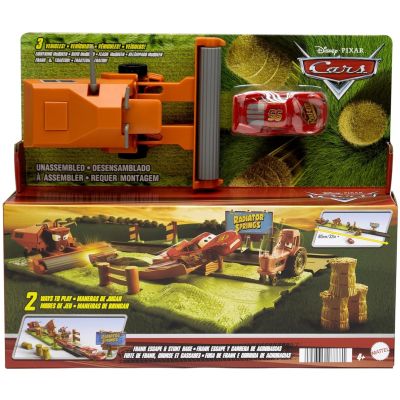 Комплект за игра с писта и 3 колички, Disney Pixar Cars, Frank Escape and Stunt Race, HRX48