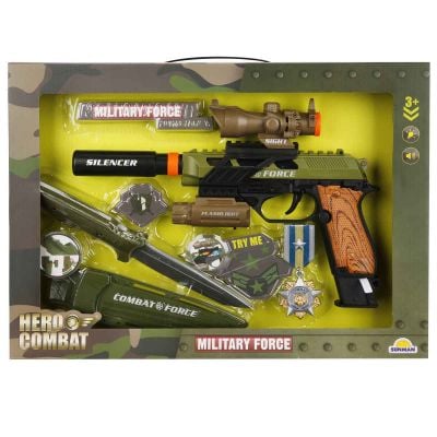 Комплект военни оръжия, Hero Combat