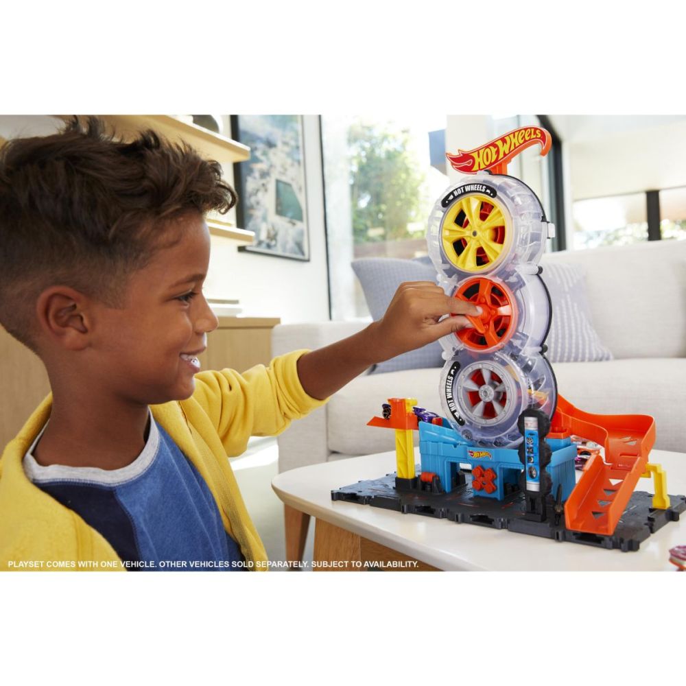 Комплект за игра Hot Wheels, Работилница за гуми
