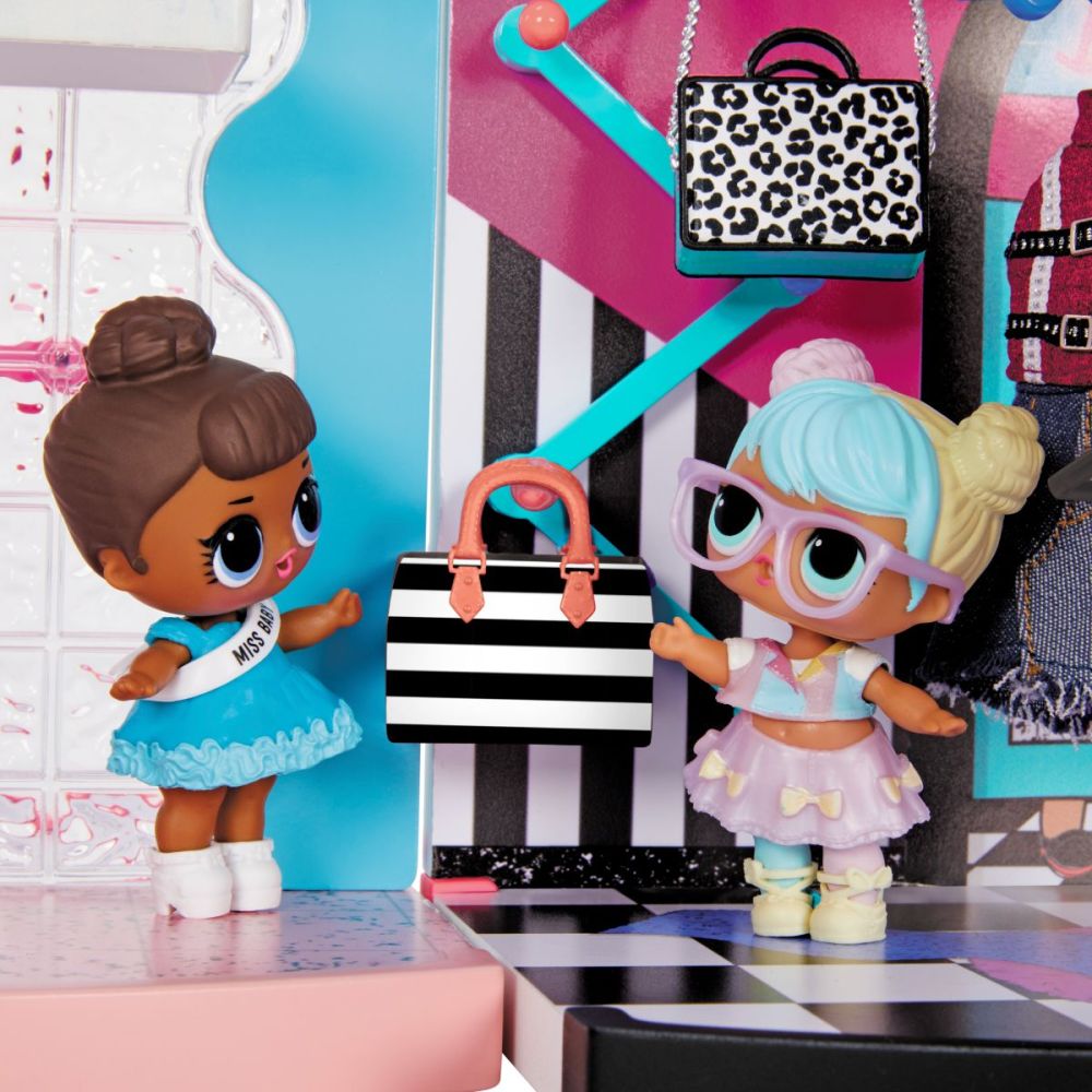LOL Surprise OMG Mall Of Surprises, комплект за игра с 50 изненади