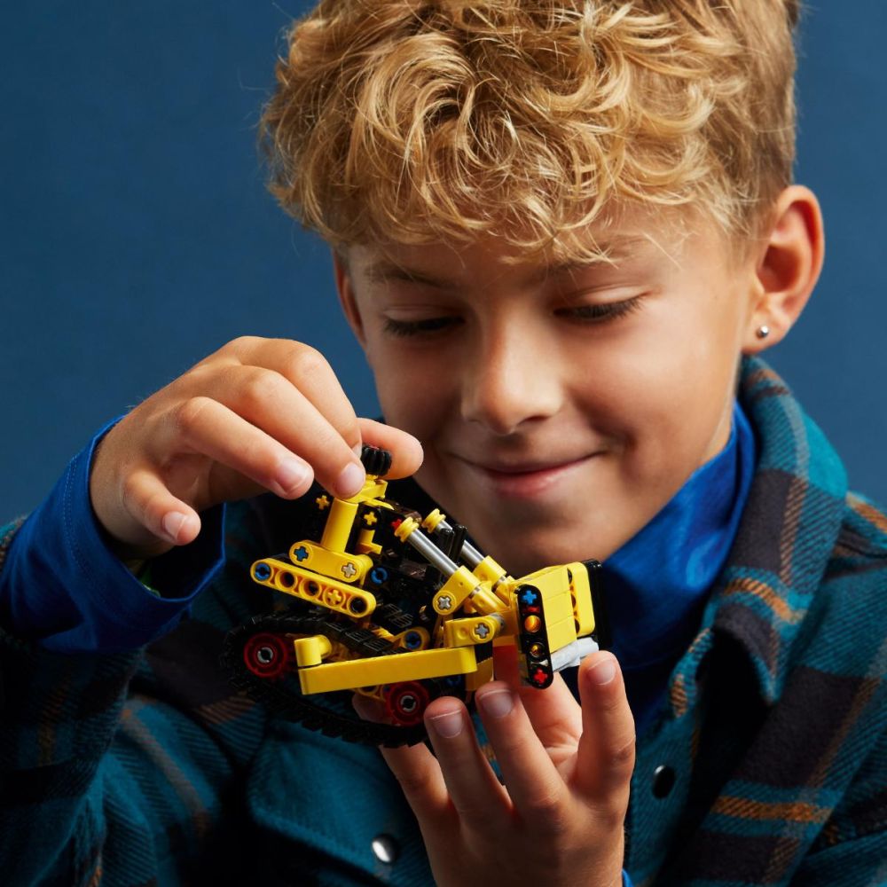 LEGO® Technic - Тежък булдозер (42163)
