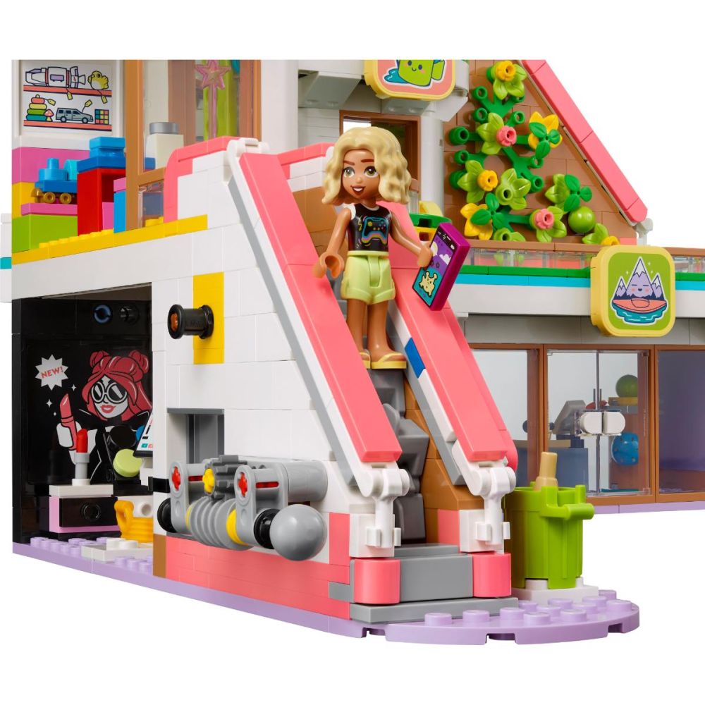 LEGO® Friends - Молът в Хартлейк Сити (42604)
