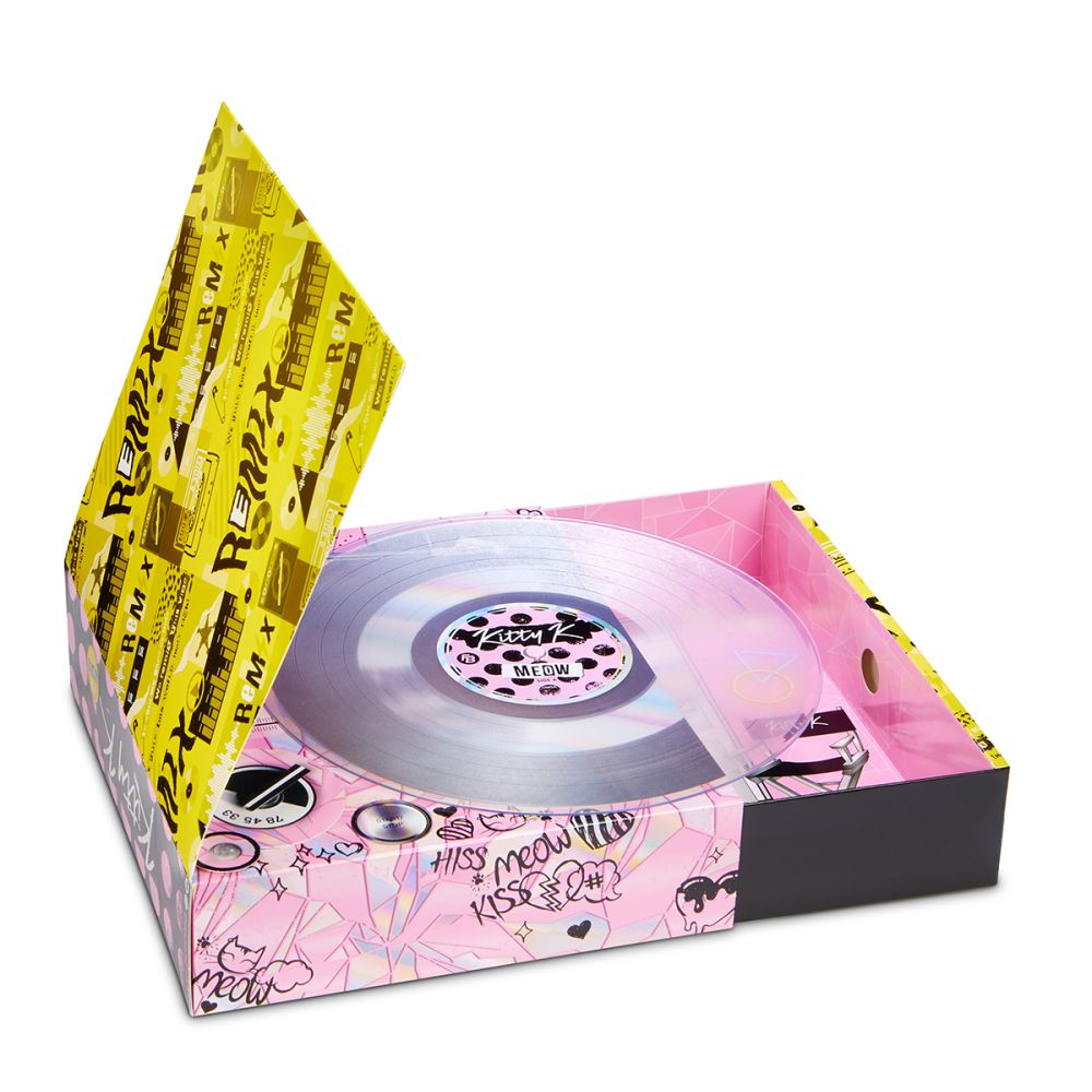 LOL Surprise OMG Remix, Модна Кукла Kitty K с 25 изненади, 567240E7C