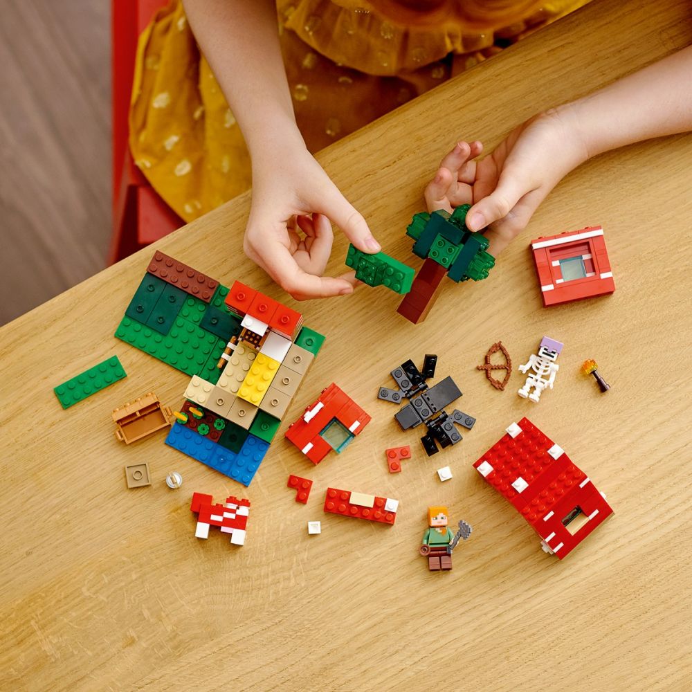 LEGO® Minecraft - Къщата на гъбите (21179)
