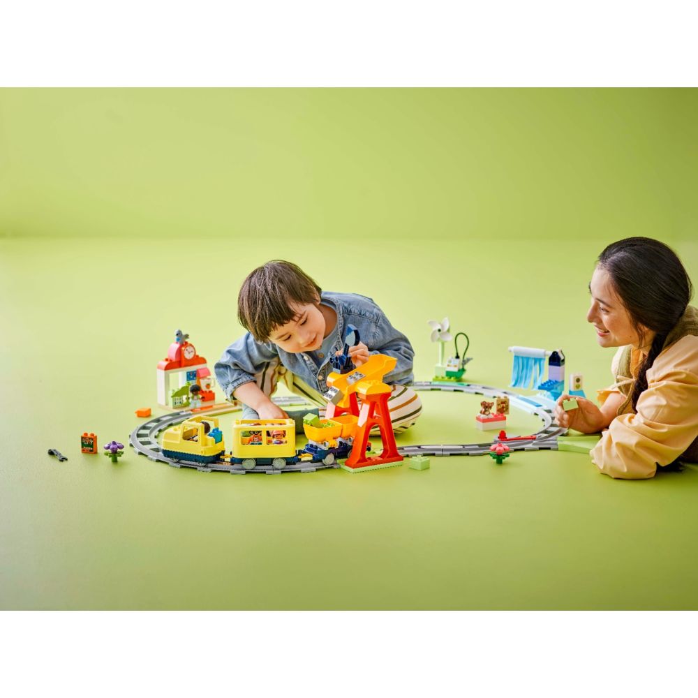 LEGO® DUPLO® - Голям влак за взаимодействия (10428)
