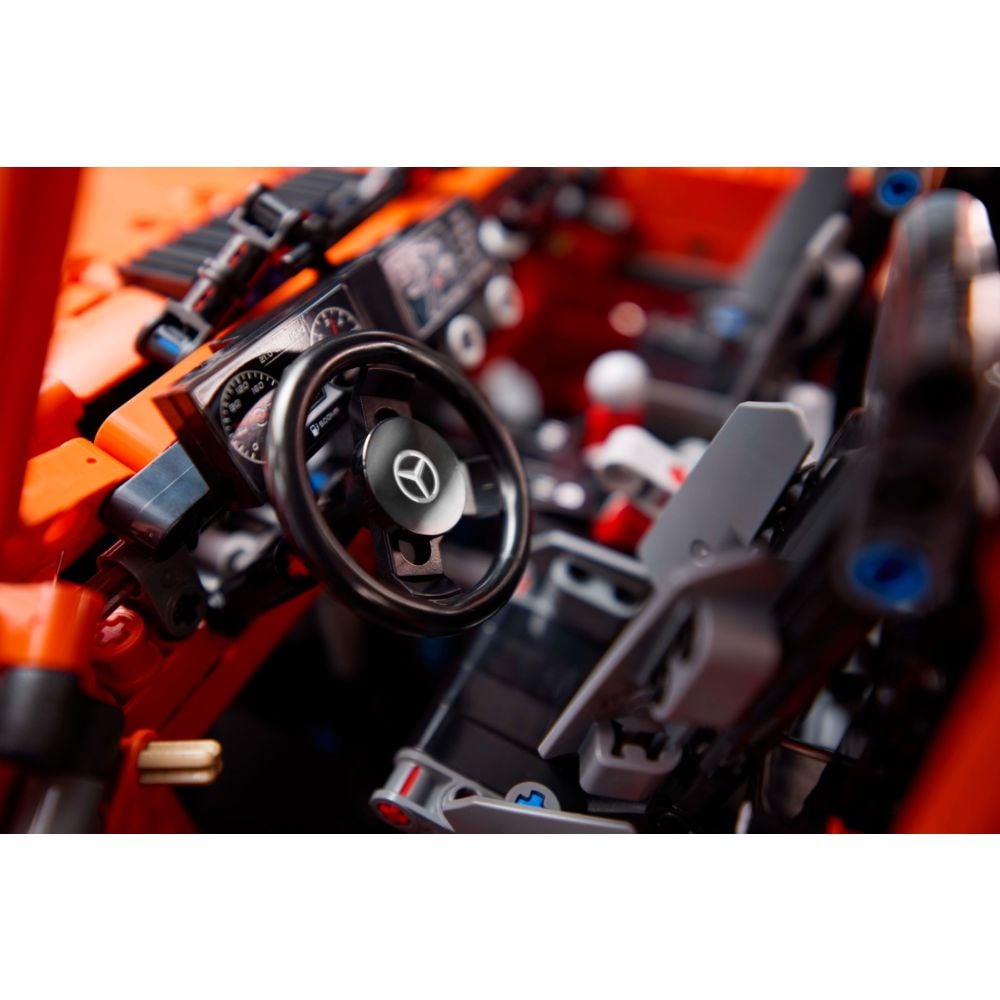 LEGO® Technic - Mercedes-Benz G 500 Professional Line (42177)