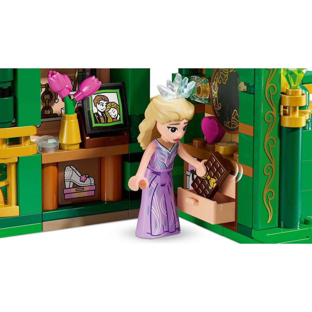 LEGO® Wicked - Изумруденият град и дворецът Киамо Ко (75689)