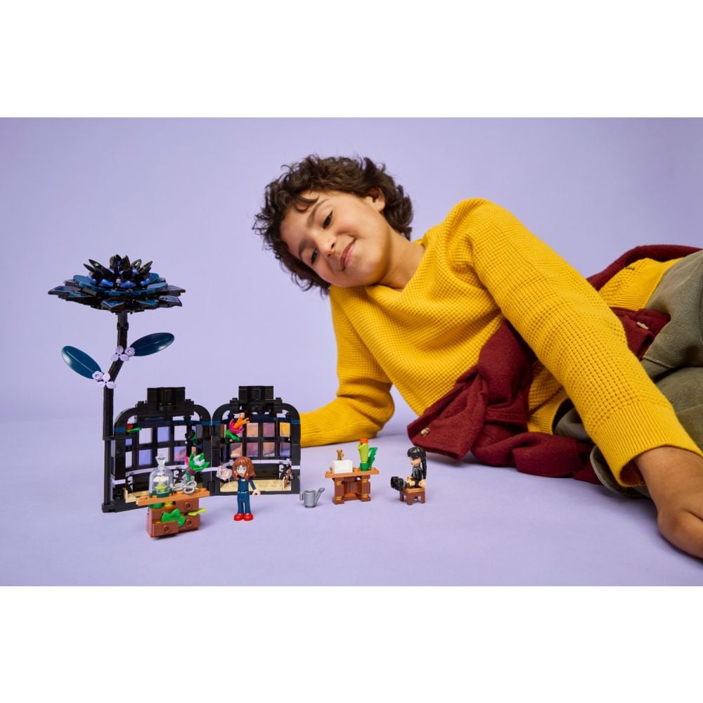 LEGO® Wednesday - Черна далия (76784)