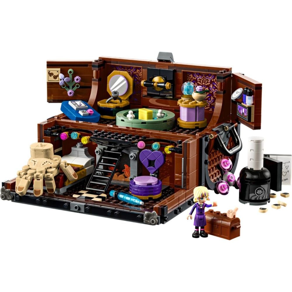LEGO® Wednesday - Апартаментът на Нещото (76785)