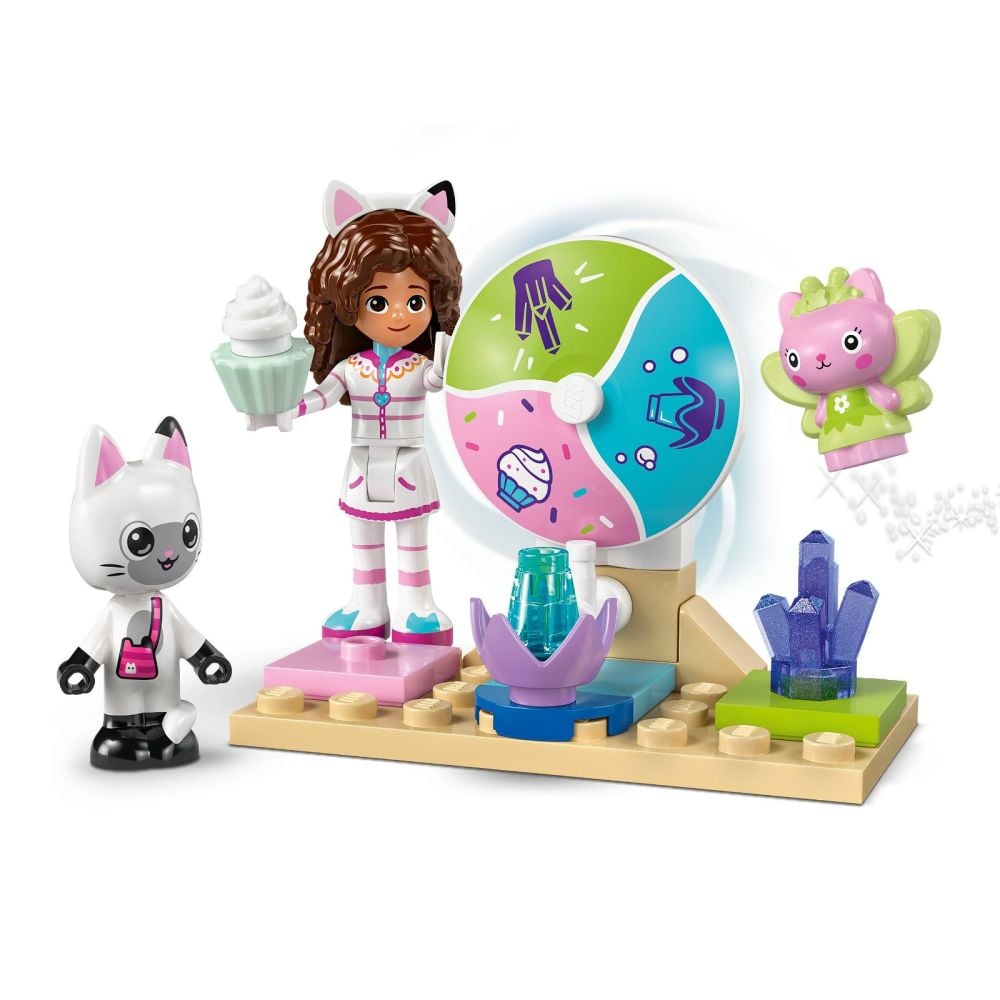 LEGO® Gabby's Dollhouse - Царство на сладкишите и котешка градина (11205)