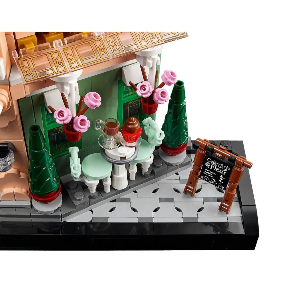 LEGO® Icons - Френско кафене (10362)