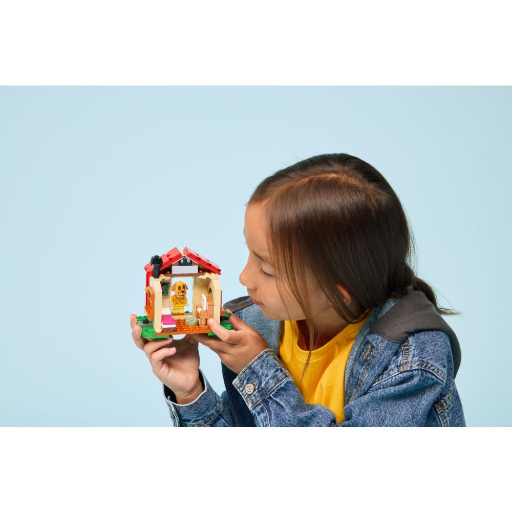 LEGO® Animal Crossing - Уютната къща на Goldie (77058)