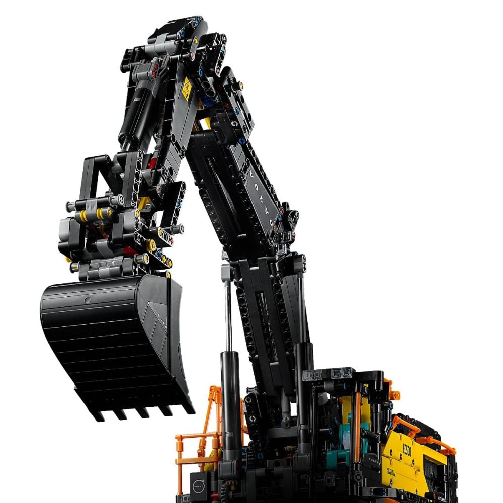 LEGO® Technic - Екскаватор Volvo EC500 Hybrid (42215)