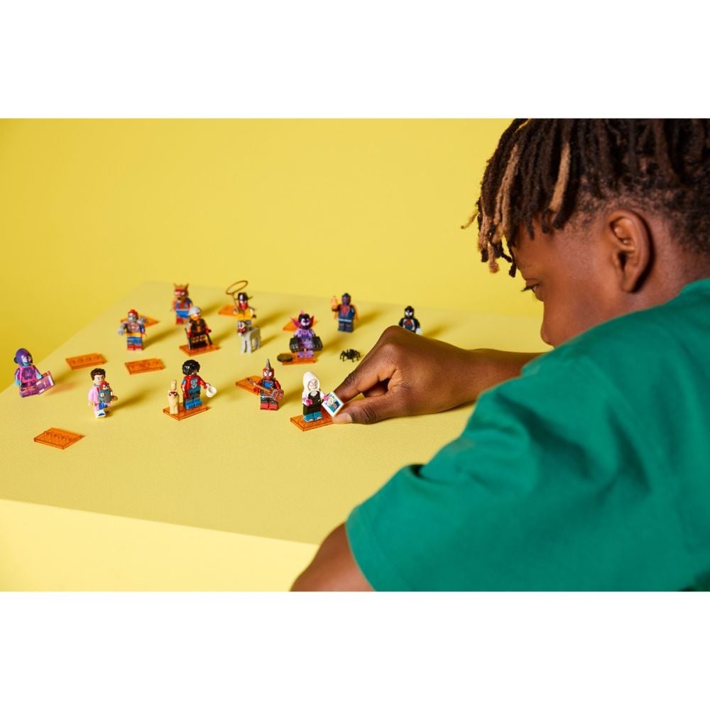 LEGO® Minifigures - Спайдърмен: през Спайди-вселената (71050)