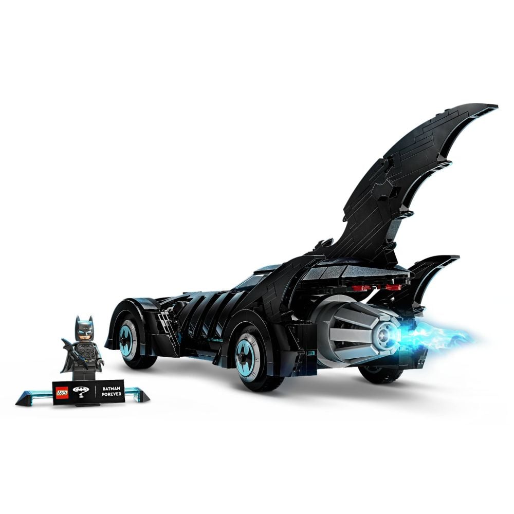LEGO® Super Heroes - Батмобил от Batman Forever™ (76304)