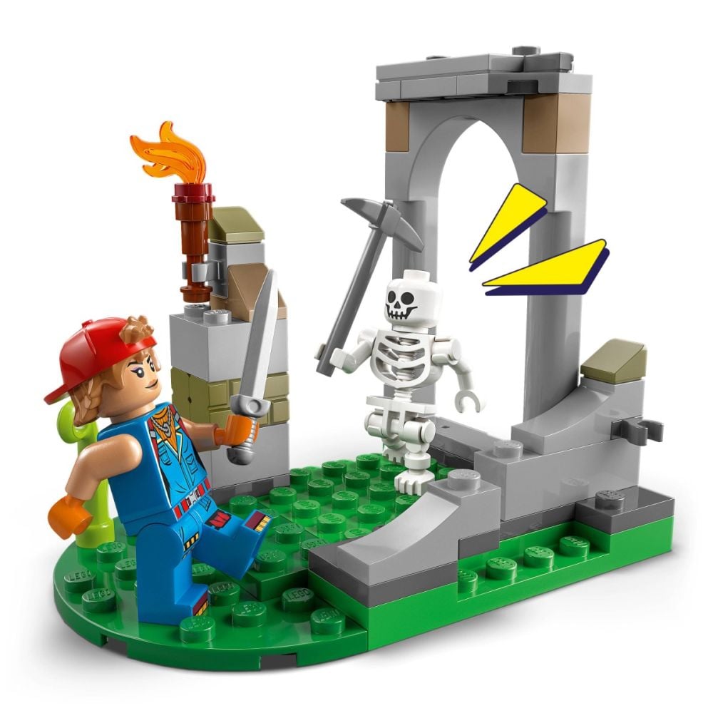 LEGO® Fortnite - Лагерът на Peely и Sparkplug (77075)