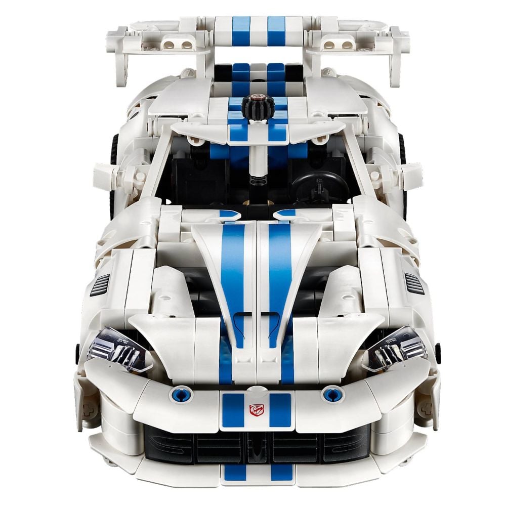 LEGO® Technic - Спортна кола Dodge Viper GTS-R (42234)