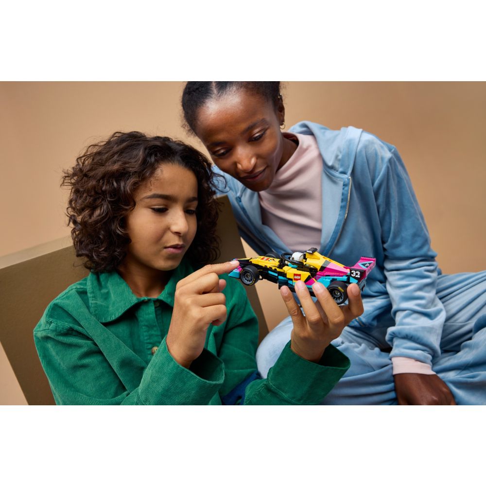 LEGO® Speed Champions - Състезателна кола LEGO® F1 ACADEMY™ (77258)