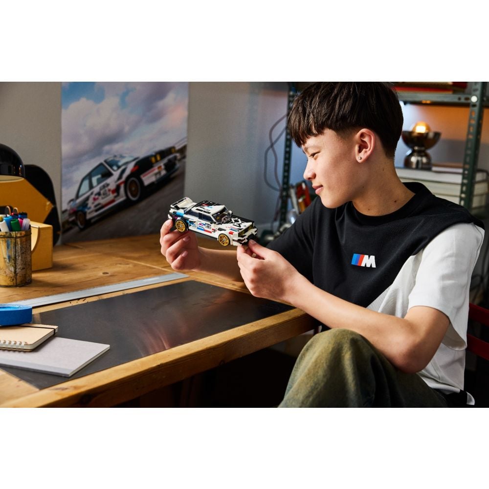 LEGO® Speed Champions - BMW M3 (E30) (77263)
