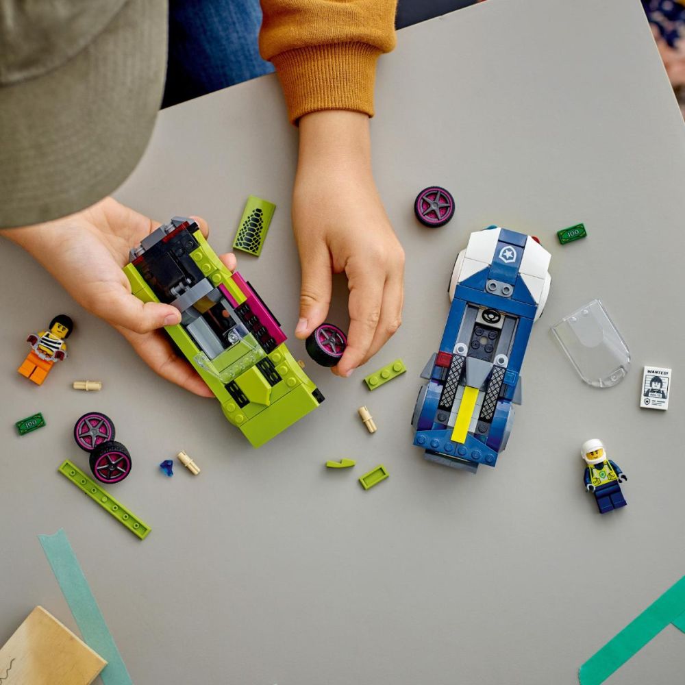 LEGO® City - Преследване с полицейска кола (60415)