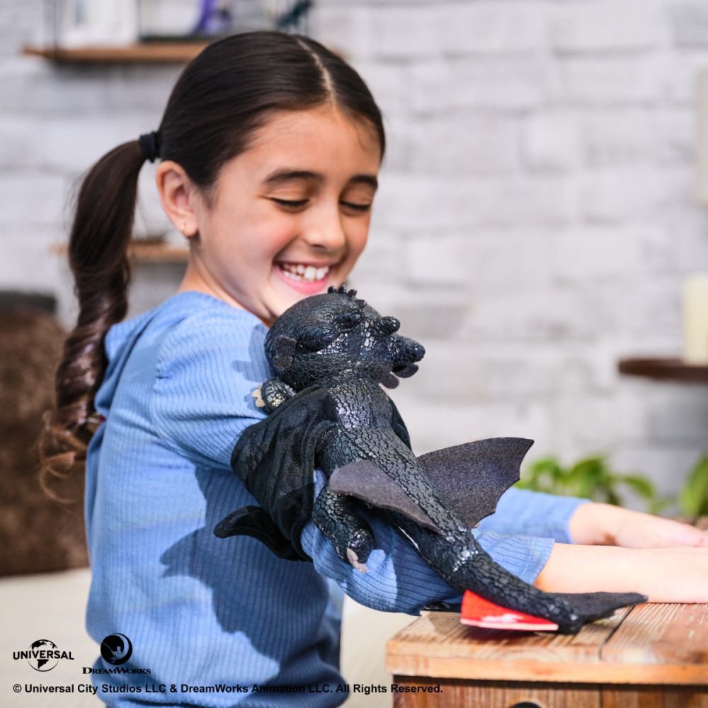 Плюшена играчка, DreamWorks Dragons, Hug and Glide Toothless, 30 см, 6072913