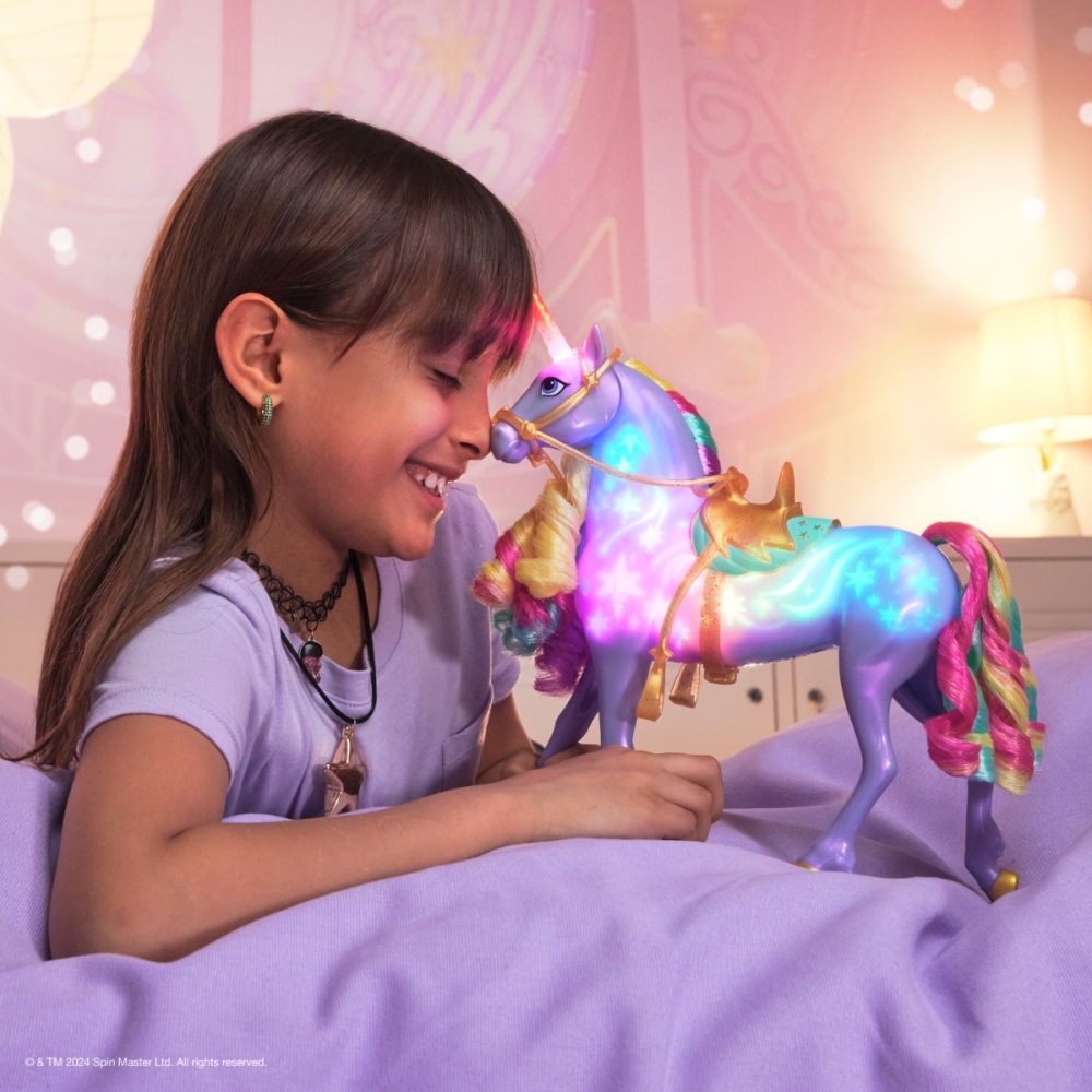Фигурка еднорог със светлини в цветовете на дъгата, Unicorn Academy, 6071157