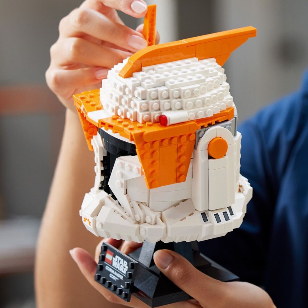 LEGO® Star Wars - Шлемът на командир на клонингите Коди (75350)