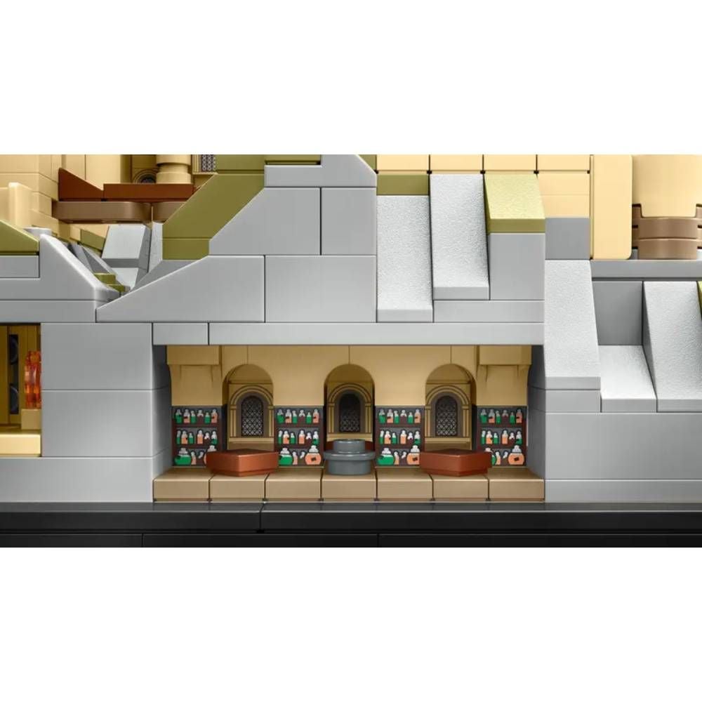LEGO® Harry Potter - Замъкът Хогуортс и земите наоколо (76419)