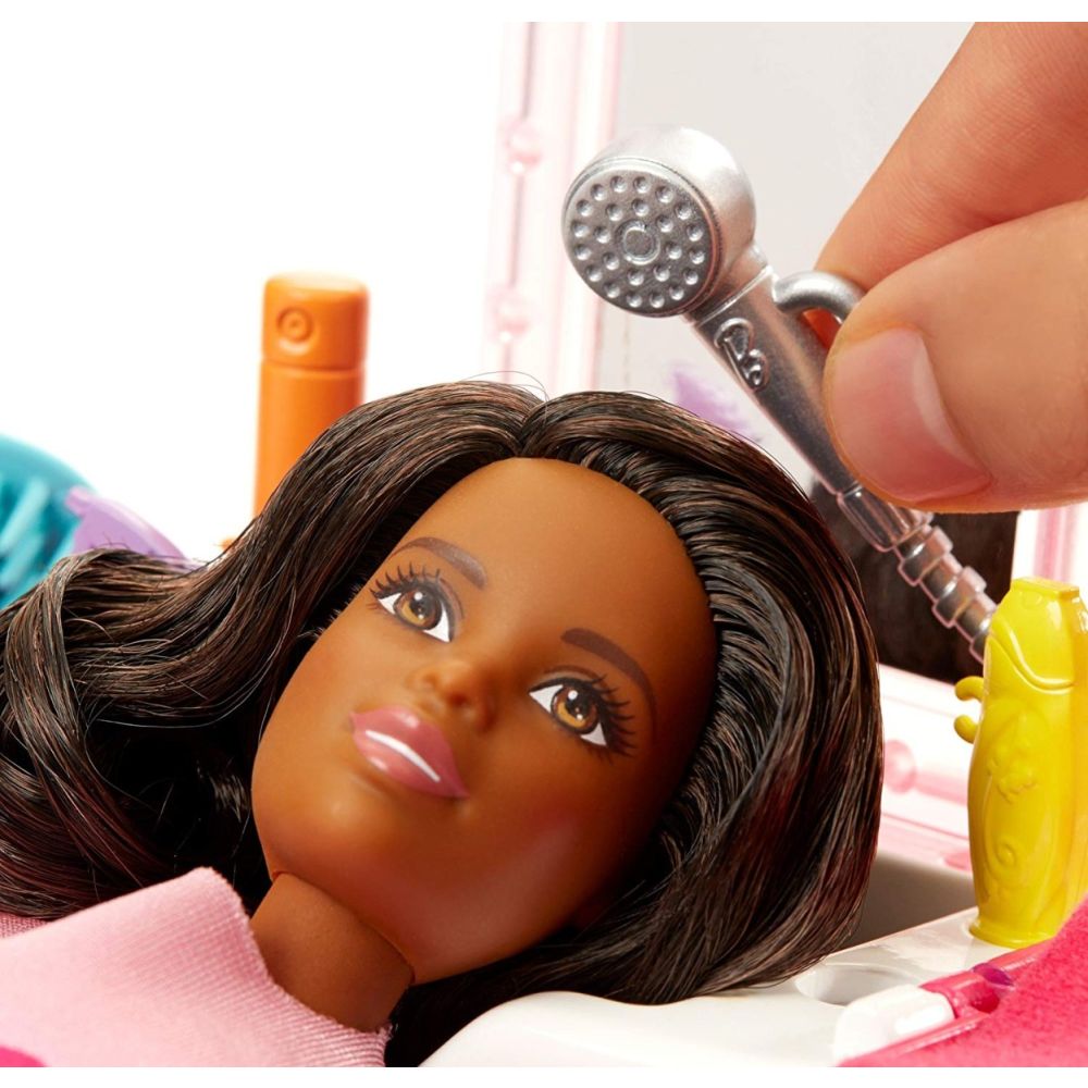 Комплект кукла Barbie брюнетка с аксесоари за фризьор, FJB37
