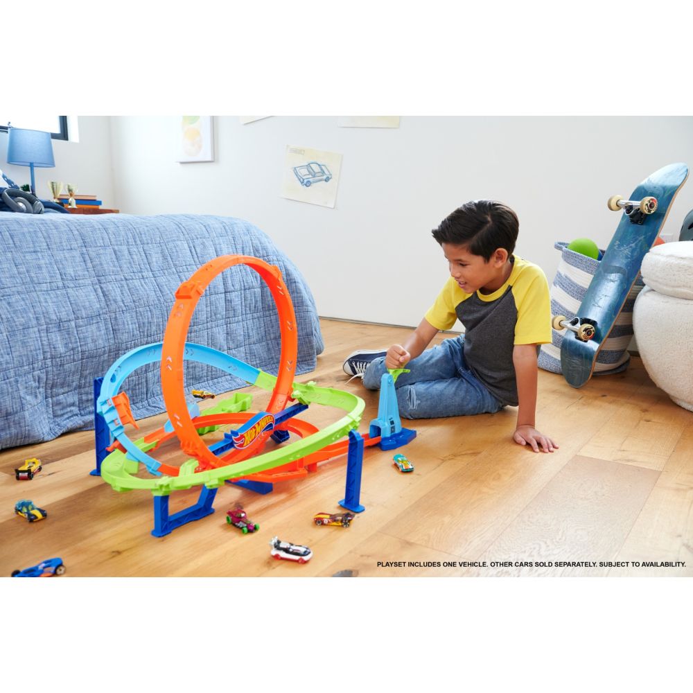 Комплект количка и писта, Hot Wheels, Action Loop Cyclone, HTK16