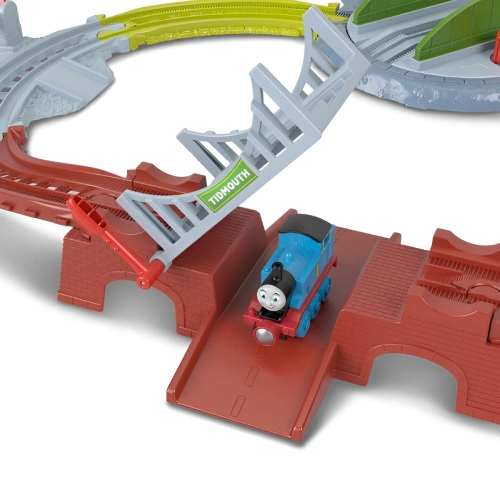 Комплект за игра с локомотива Thomas and Friends, Изследване на депото в Tidmouth, JLL36.