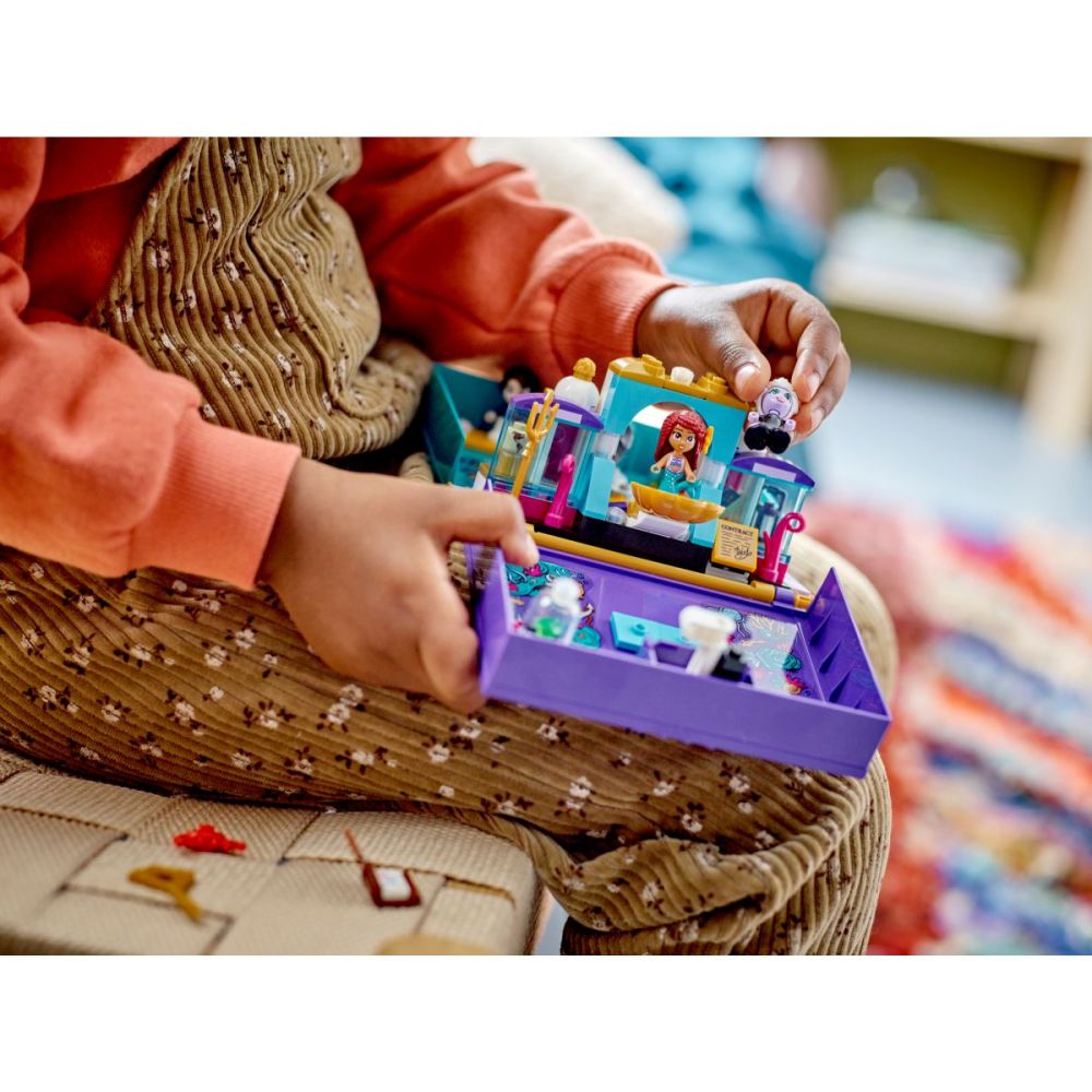 LEGO® Disney Princess - Книжка Малката русалка (43213)