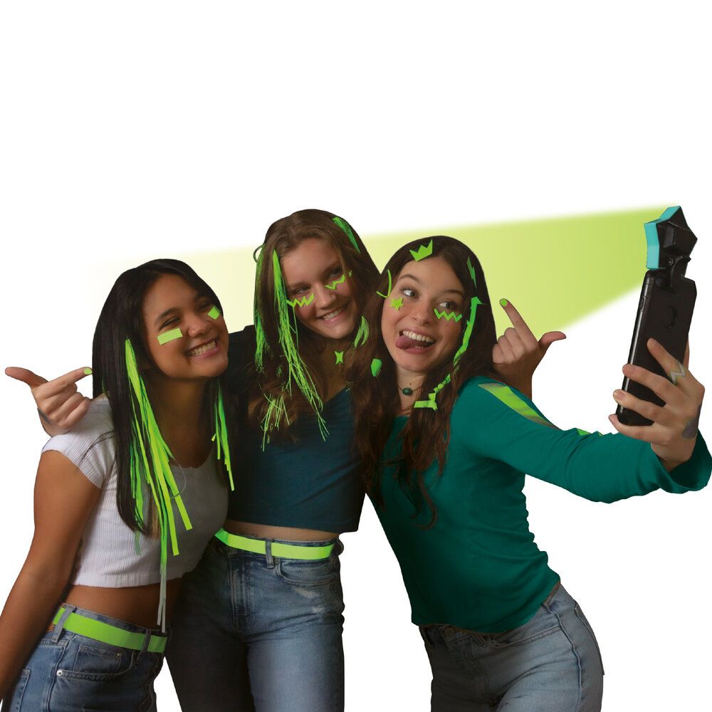Творчески комплект Let's Glow Studio с фосфоресциращи стикери