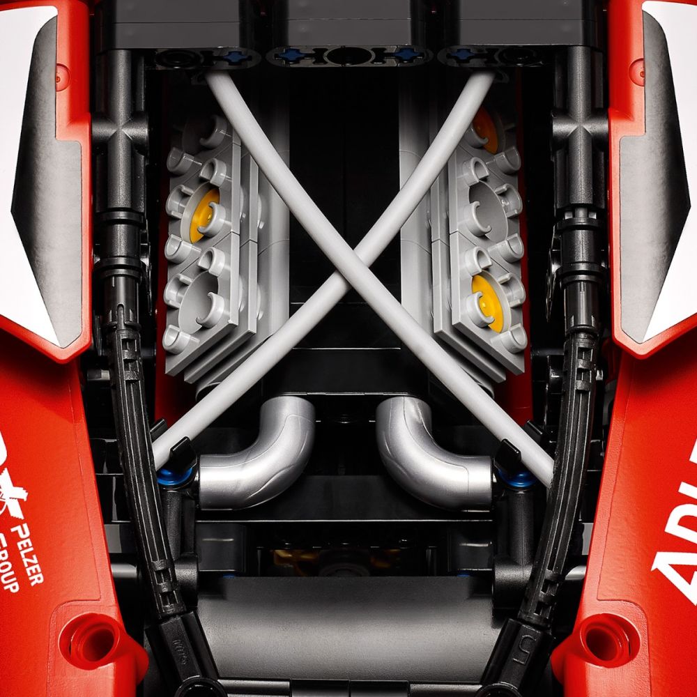 LEGO® Technic - Ferrari 488 GTE AF Corse 51 (42125)