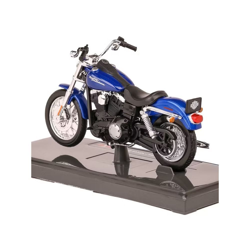 Мотоциклет Maisto Harley-Davidson, 2006 Dyna Street Bob, 1:18