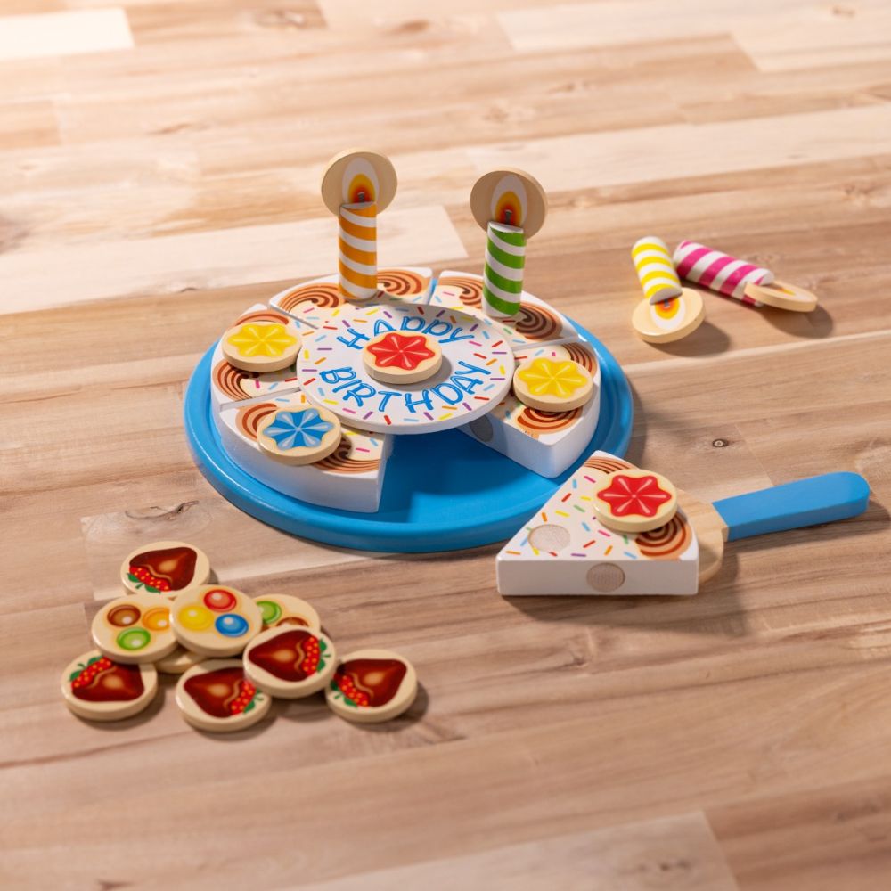 Дървен комплект за игра, Melissa & Doug, Празнична торта, 34 части, 6074876