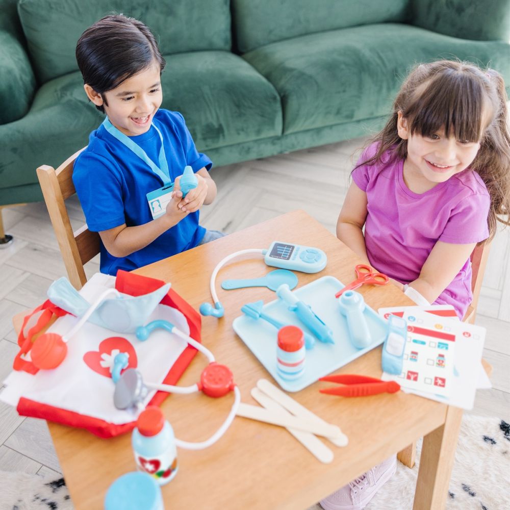 Комплект за игра, Melissa & Doug, При доктора, 25 части, 6074884