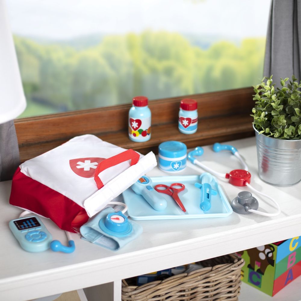 Комплект за игра, Melissa & Doug, При доктора, 25 части, 6074884